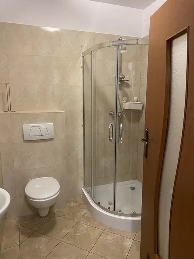 Przytulne mieszkanie w atrakcyjnej lokalizacji Nowego Miasta - Zdjęcie 4/10