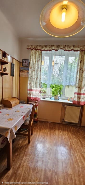 Ciche mieszkanie w centrum z ogródkiem i garażem - Zdjęcie 5/15