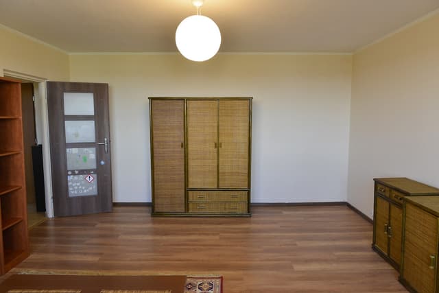 Jasna, duża kawalerka z panoramicznym widokiem – Poznań Rataje - Zdjęcie 5/18