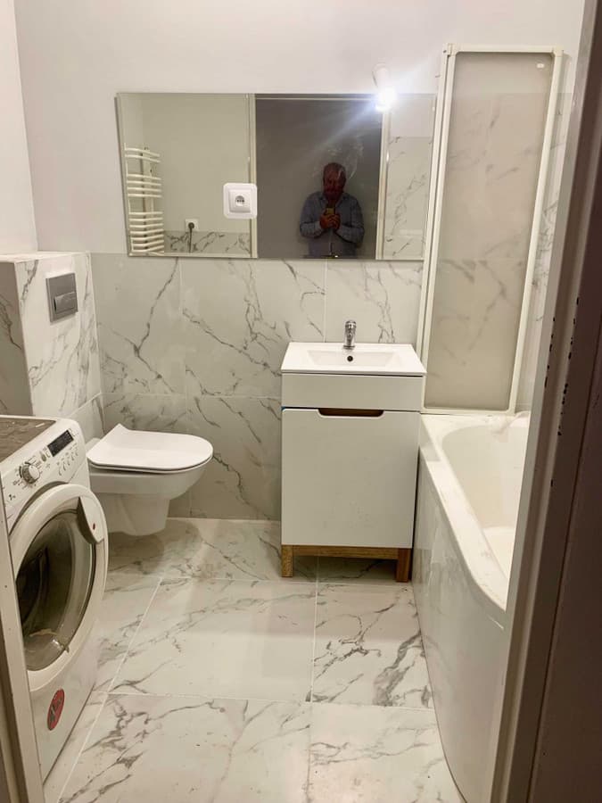 Przestronne mieszkanie w sercu Pragi-Południe - Zdjęcie 1/8