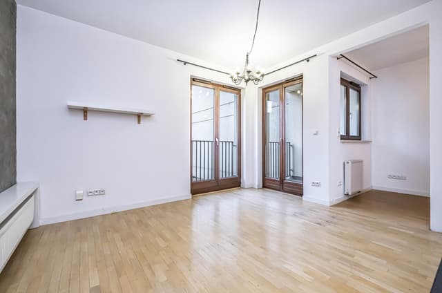 Stylowe 37m² na Muranowie - Potencjał w Sercu Warszawy - Zdjęcie 3/21