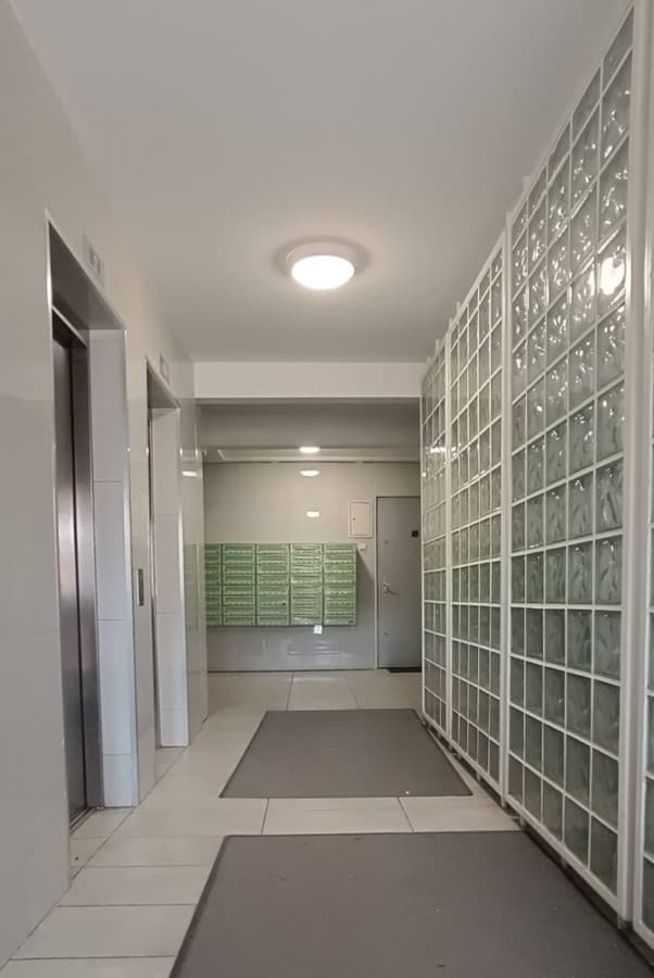 Przytulna kawalerka 25 m² na Bielanach - idealna na start lub inwestycję - Zdjęcie 4/14
