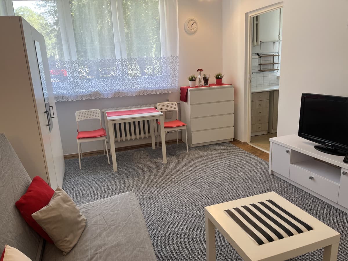 Przytulna kawalerka w dzielnicy Górna, od zaraz - Zdjęcie 1/9