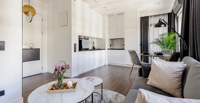 Elegancki apartament 40m² w sercu Woli z nowoczesnym wykończeniem - Zdjęcie 4/15