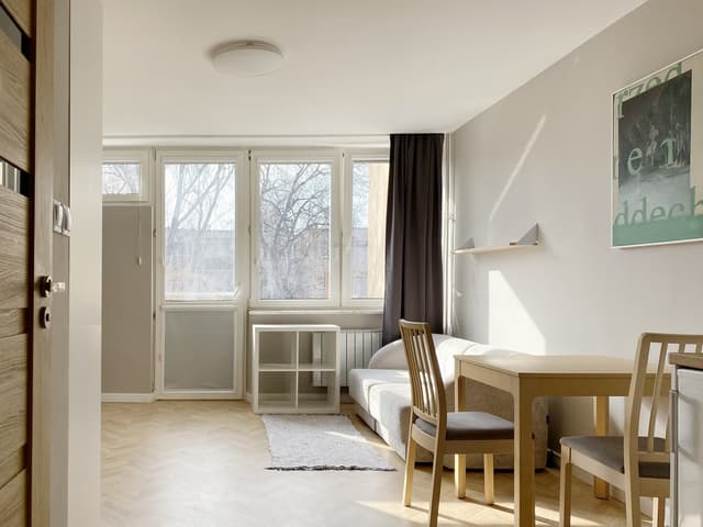 Przytulne mieszkanie w dobrej lokalizacji - Warszawa - Zdjęcie 2/7