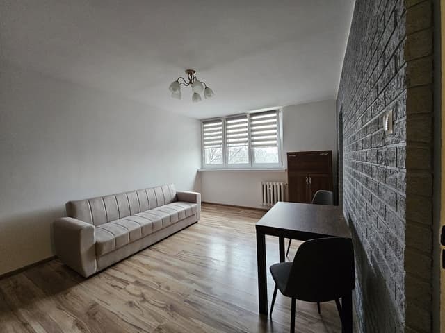 Komfortowe mieszkanie w Polesiu, blisko uczelni - Zdjęcie 2/6