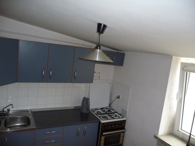 Przestronny apartament na Pradze-Północ w atrakcyjnej cenie - Zdjęcie 5/14