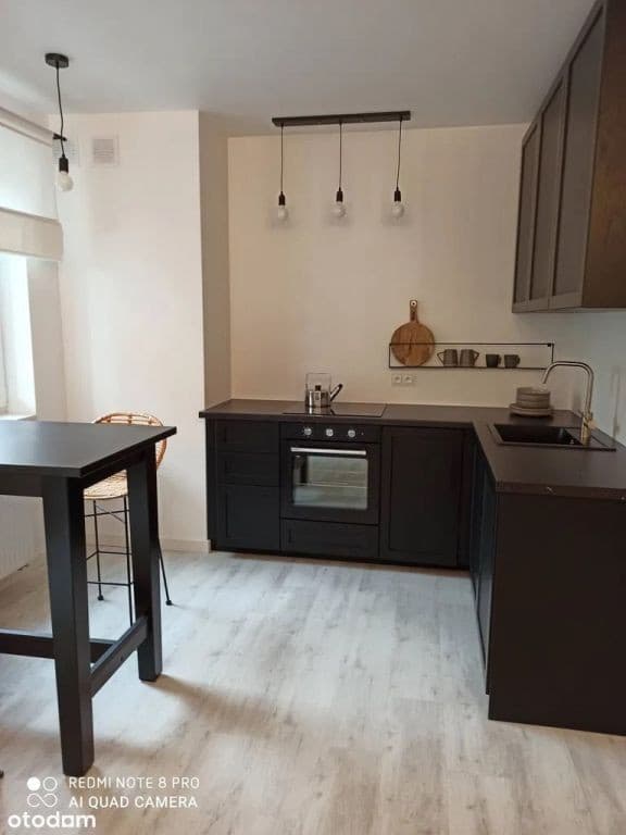 Komfortowe mieszkanie w dzielnicy Górna, Łódź - Zdjęcie 2/8