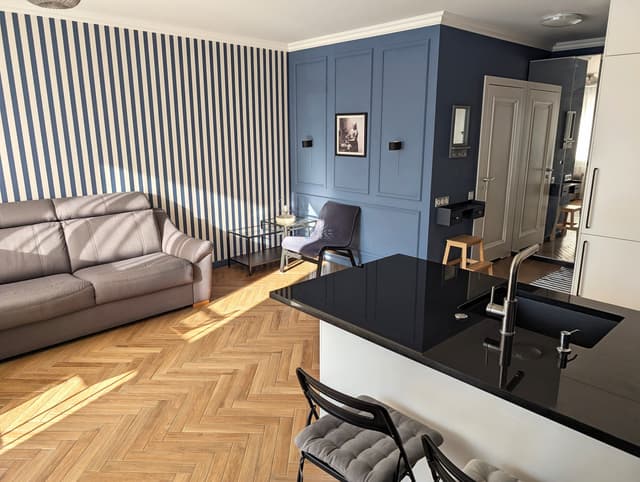 Mieszkanie na Pradze-Południe z doskonałą lokalizacją - Zdjęcie 2/7