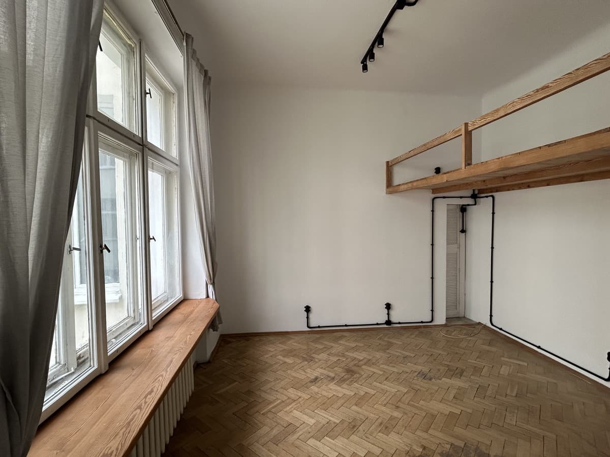 Stylowa kawalerka w sercu Warszawy - Śródmieście - Zdjęcie 1/7