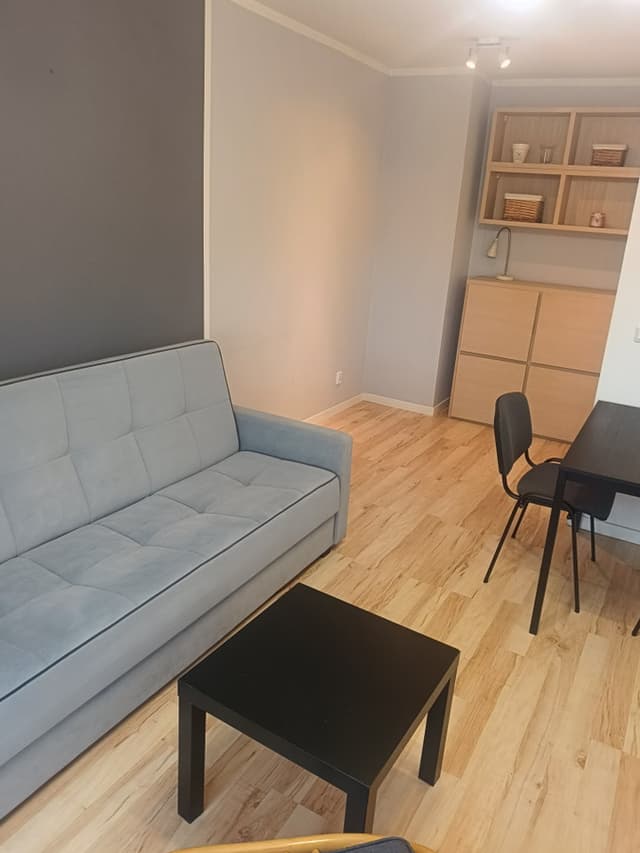 Funkcjonalne mieszkanie na Bemowie - idealne do życia i inwestycji - Zdjęcie 2/9