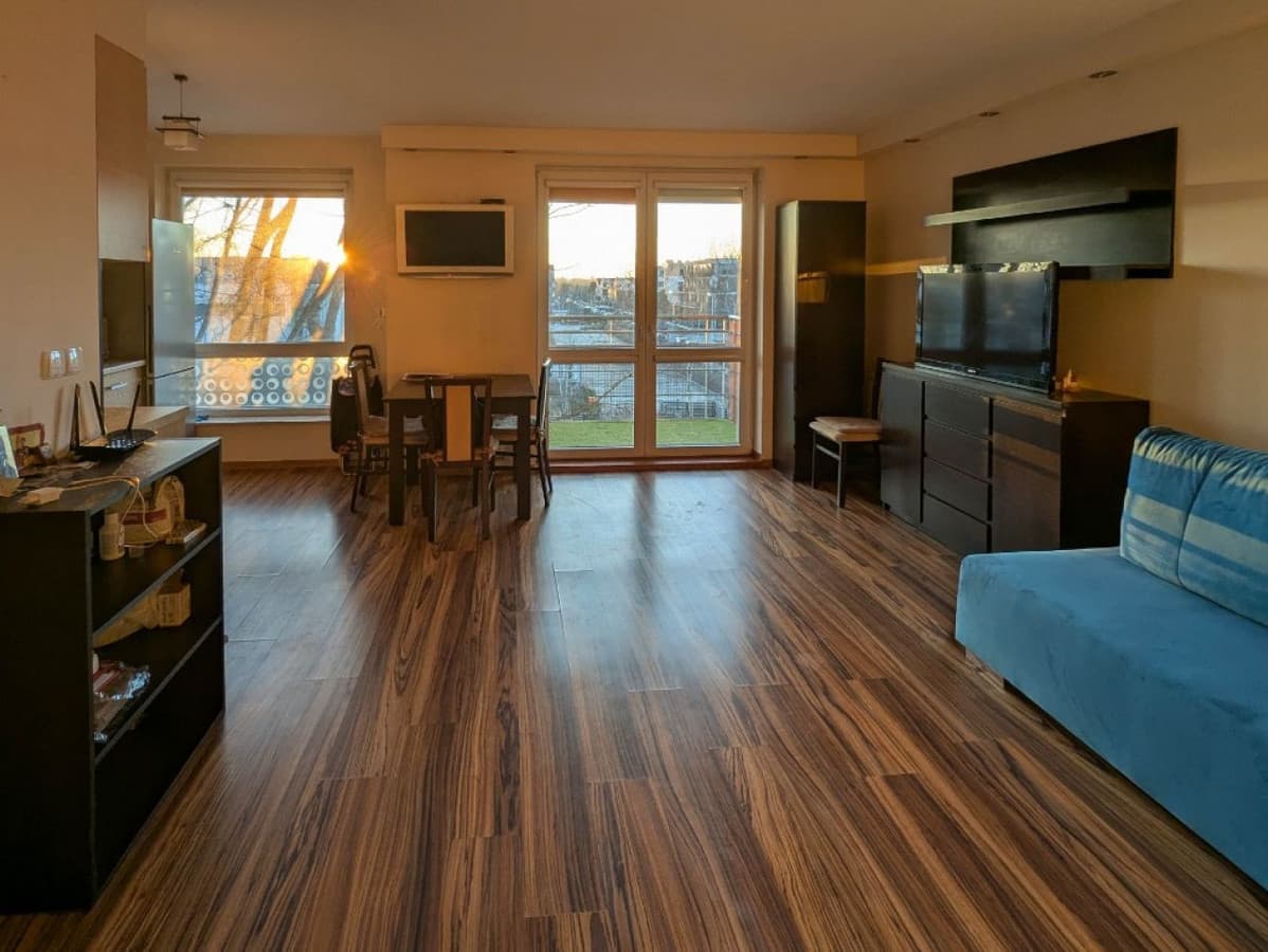 Nowoczesne mieszkanie w dzielnicy Fabryczna - komfort i lokalizacja - Zdjęcie 1/11