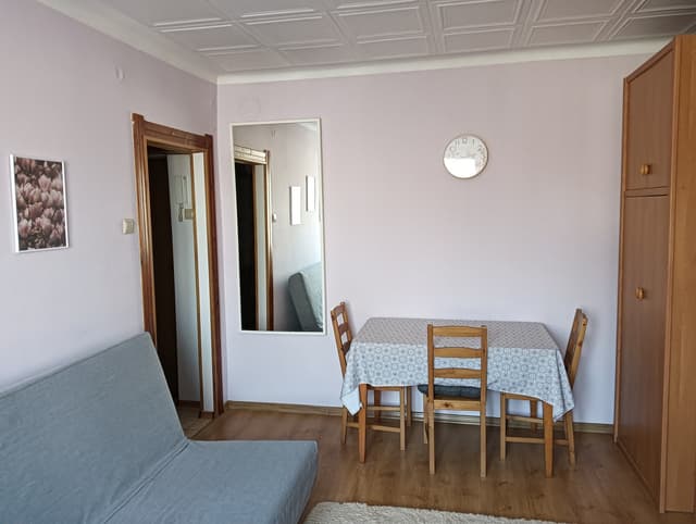 Przytulna kawalerka 23 m² w Łodzi, dzielnica Żubardź - Zdjęcie 3/5