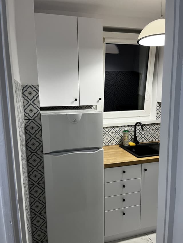 Nowoczesna kawalerka 27m² w sercu Woli, blisko metra - Zdjęcie 2/8