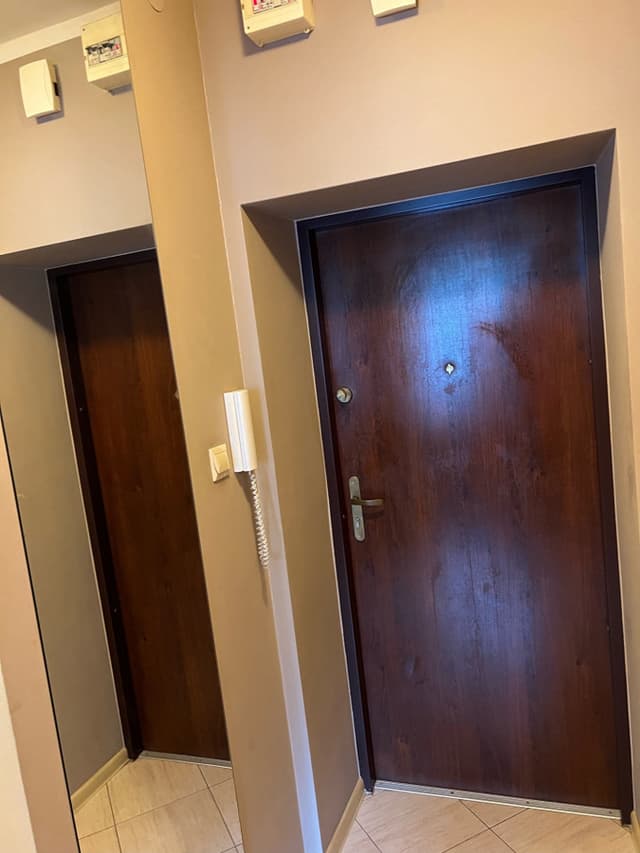 Funkcjonalne mieszkanie w sercu Woli - idealne na start - Zdjęcie 2/14