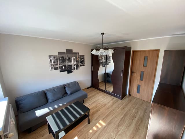 Przytulne studio 17m² w świetnej lokalizacji na Przedmieściu Oławskim - Zdjęcie 2/16