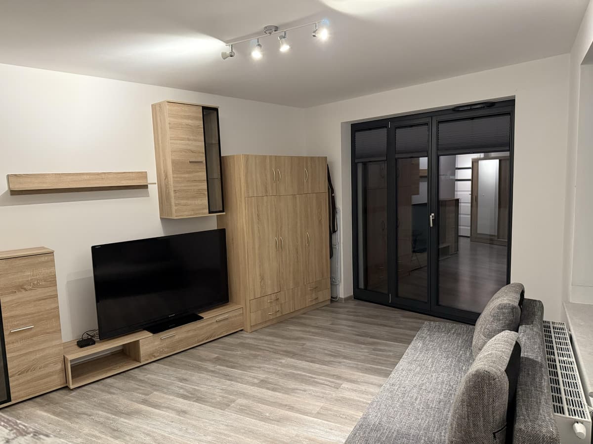 Funkcjonalna kawalerka w prestiżowej dzielnicy Mokotów - Zdjęcie 1/7