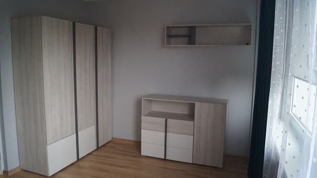 Przytulna kawalerka 25 m² w świetnej lokalizacji - Nowe Miasto - Zdjęcie 2/9