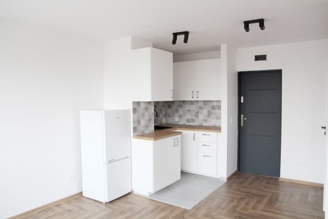 Przytulna kawalerka przy metrze na Bielanach, 26m² - Zdjęcie 2/10
