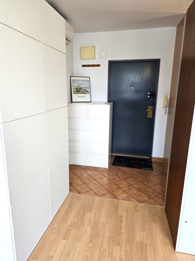 Przytulna kawalerka 27m² na Bielanach - doskonała lokalizacja - Zdjęcie 3/7