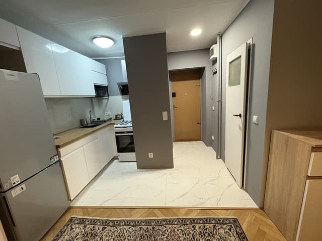 Nowoczesne studio w sercu Warszawy, prestiżowe Śródmieście - Zdjęcie 2/9