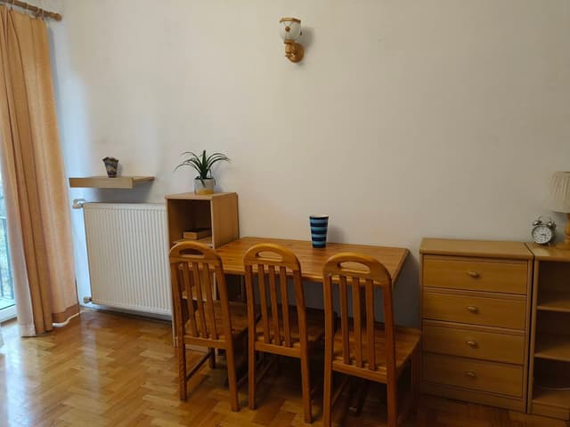 Przestronne 38m² na Ochocie, świetna lokalizacja, 3 piętro - Zdjęcie 2/10