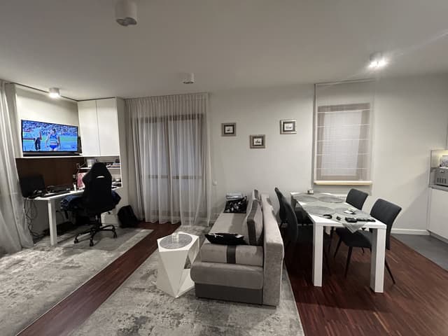 Nowoczesny apartament w prestiżowej lokalizacji na Wyględowie - Zdjęcie 2/7