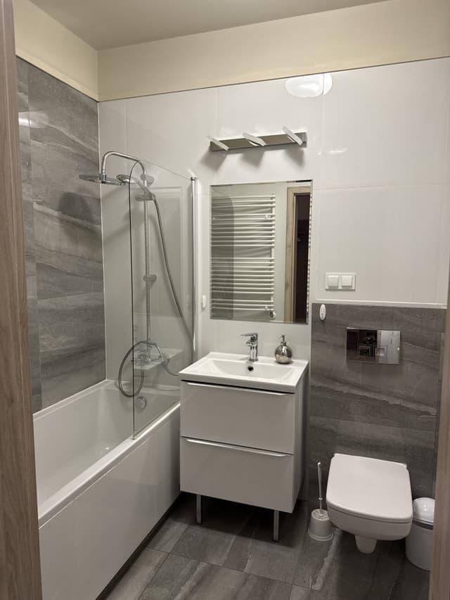 Dwupokojowe mieszkanie w centrum Poznania - Zdjęcie 3/5