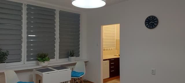 Funkcjonalny apartament na Woli – idealna lokalizacja - Zdjęcie 3/9