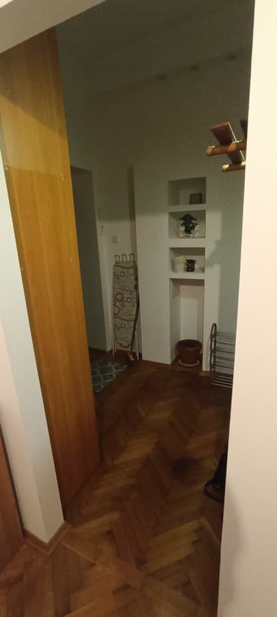 Świeżo po remoncie przy UŁ i centrum Łodzi, parking - Zdjęcie 4/6