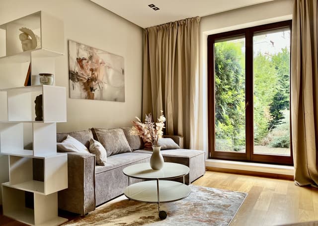 Przytulne mieszkanie na Wilanowie z balkonem - Zdjęcie 2/6