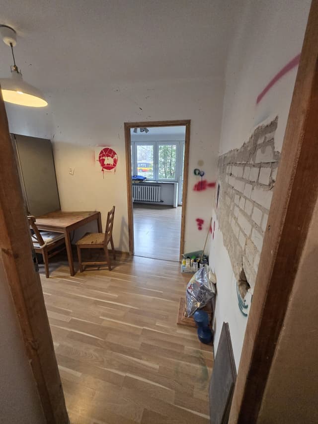 Mieszkanie z balkonem na Włochach - idealne na start - Zdjęcie 5/6