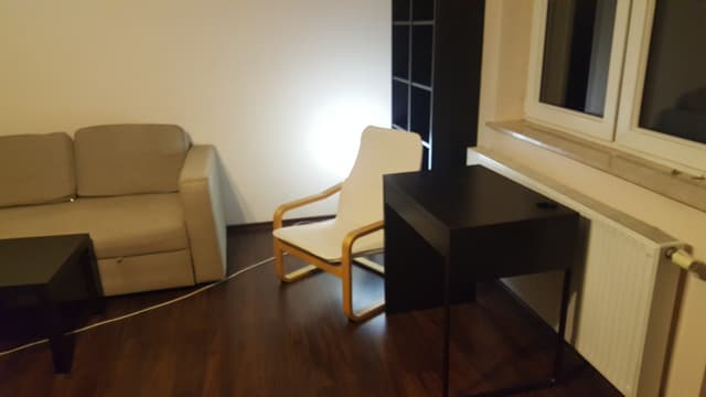 Nowoczesna kawalerka 36m² przy Radzikowskiego, w pełni wyposażona - Zdjęcie 4/11