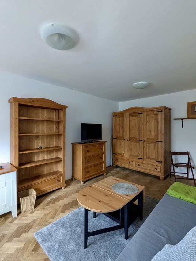 Komfortowe mieszkanie do wynajęcia w Warszawie - Zdjęcie 2/6