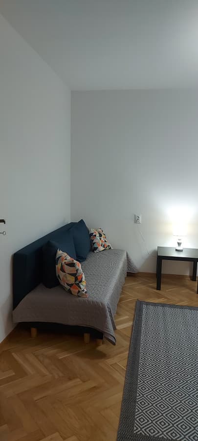 Funkcjonalny apartament na Woli – idealna lokalizacja - Zdjęcie 2/9