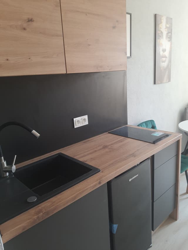 Kompaktowy lokal inwestycyjny w Łodzi - Zdjęcie 4/11