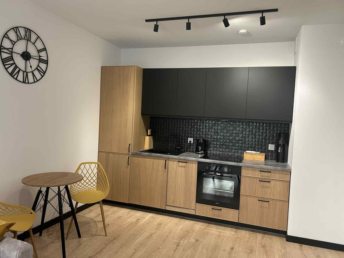 Przytulne, umeblowane mieszkanie w sercu Krzyków - Zdjęcie 1/16