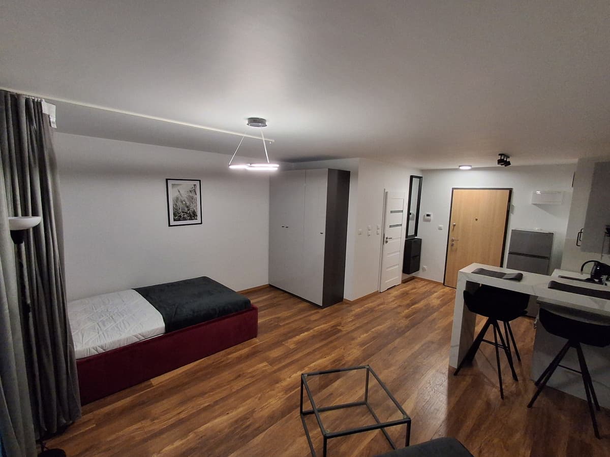 Nowoczesny apartament 36m² w Ursusie, w pełni wyposażony - Zdjęcie 1/9