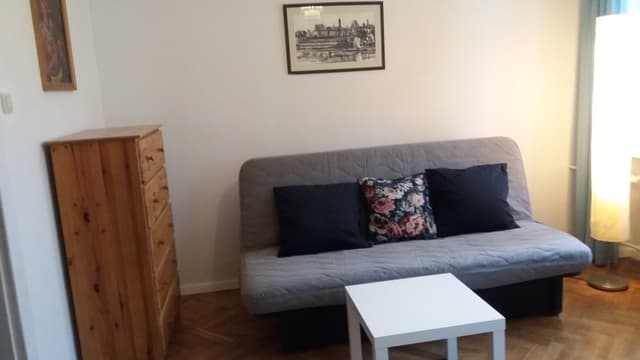 Umeblowane mieszkanie w centrum Warszawy - Zdjęcie 2/7