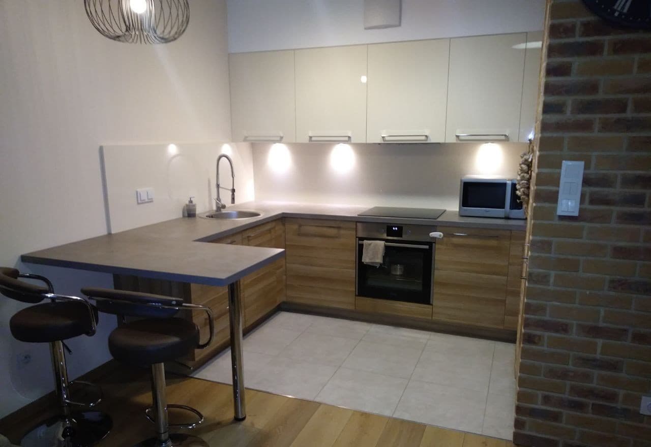 Nowoczesne mieszkanie w sercu Woli - doskonała lokalizacja - Zdjęcie 1/9