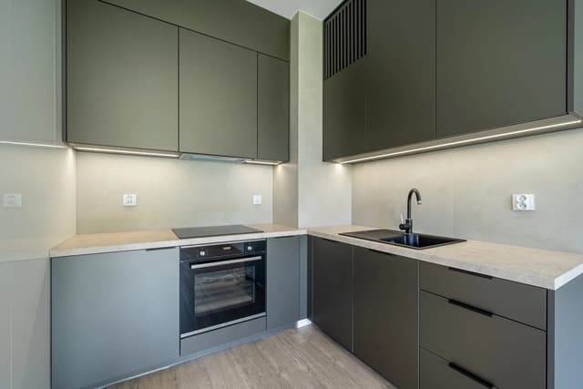 Przytulne 34m² w Podgórzu z osobną kuchnią, świetna lokalizacja - Zdjęcie 4/11