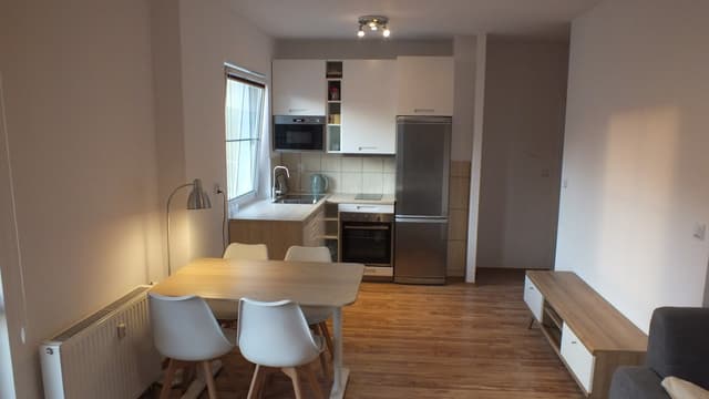 Komfortowe mieszkanie w spokojnej dzielnicy Chełm w Gdańsku - Zdjęcie 4/8