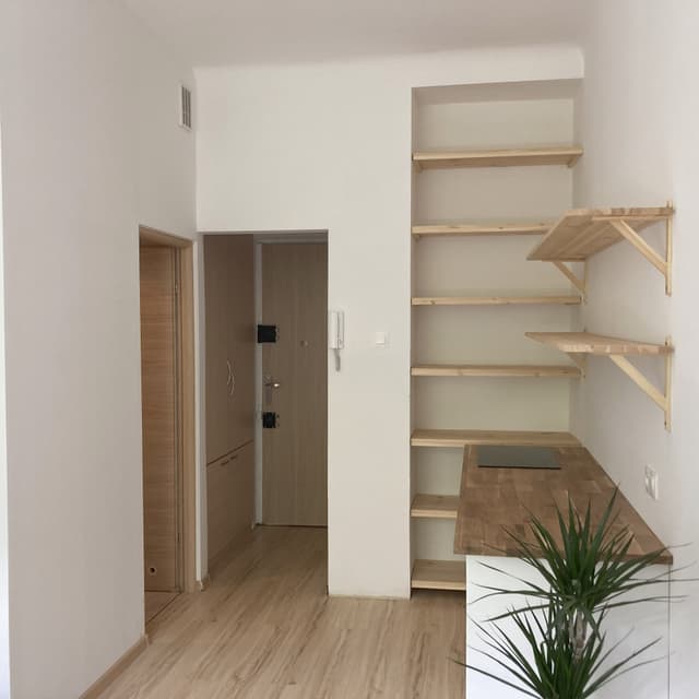 Nowoczesna kawalerka w prestiżowej dzielnicy Mokotów - Zdjęcie 3/7