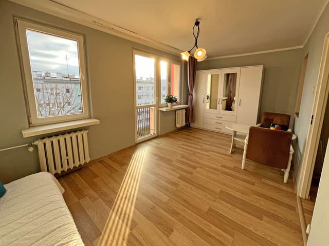 Słoneczne studio z balkonem w Mistrzejowicach - świetna lokalizacja - Zdjęcie 3/13