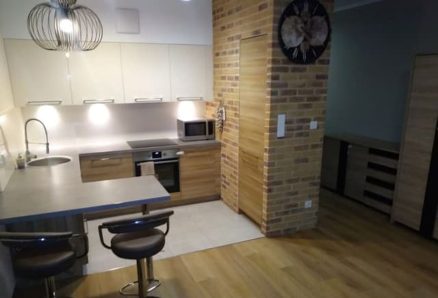 Nowoczesne mieszkanie w sercu Woli - doskonała lokalizacja - Zdjęcie 2/9