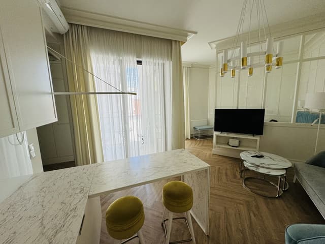 Eleganckie studio w centrum, świeżo po remoncie, ul. Krysiewicza - Zdjęcie 3/7