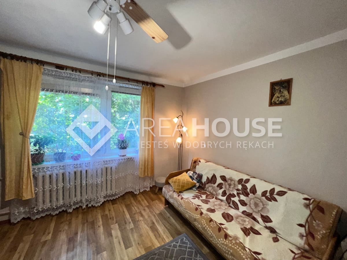 Przytulne mieszkanie w Nowej Hucie - idealne na start lub inwestycję - Zdjęcie 1/7