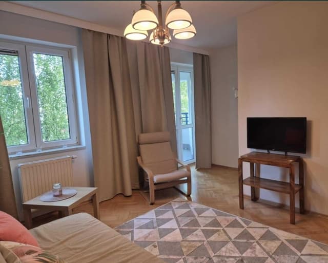 Jasne mieszkanie 35 m² w sercu Gocławia - doskonała lokalizacja - Zdjęcie 4/5