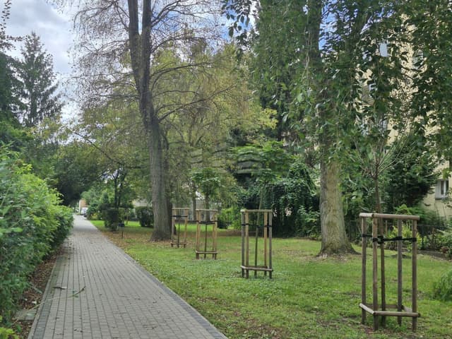 Przestronne mieszkanie dla rodziny w dzielnicy Bartodzieje - Zdjęcie 2/4