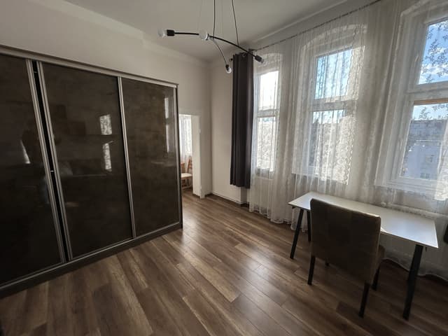 Komfortowe mieszkanie na Krzykach z możliwością negocjacji - Zdjęcie 4/18